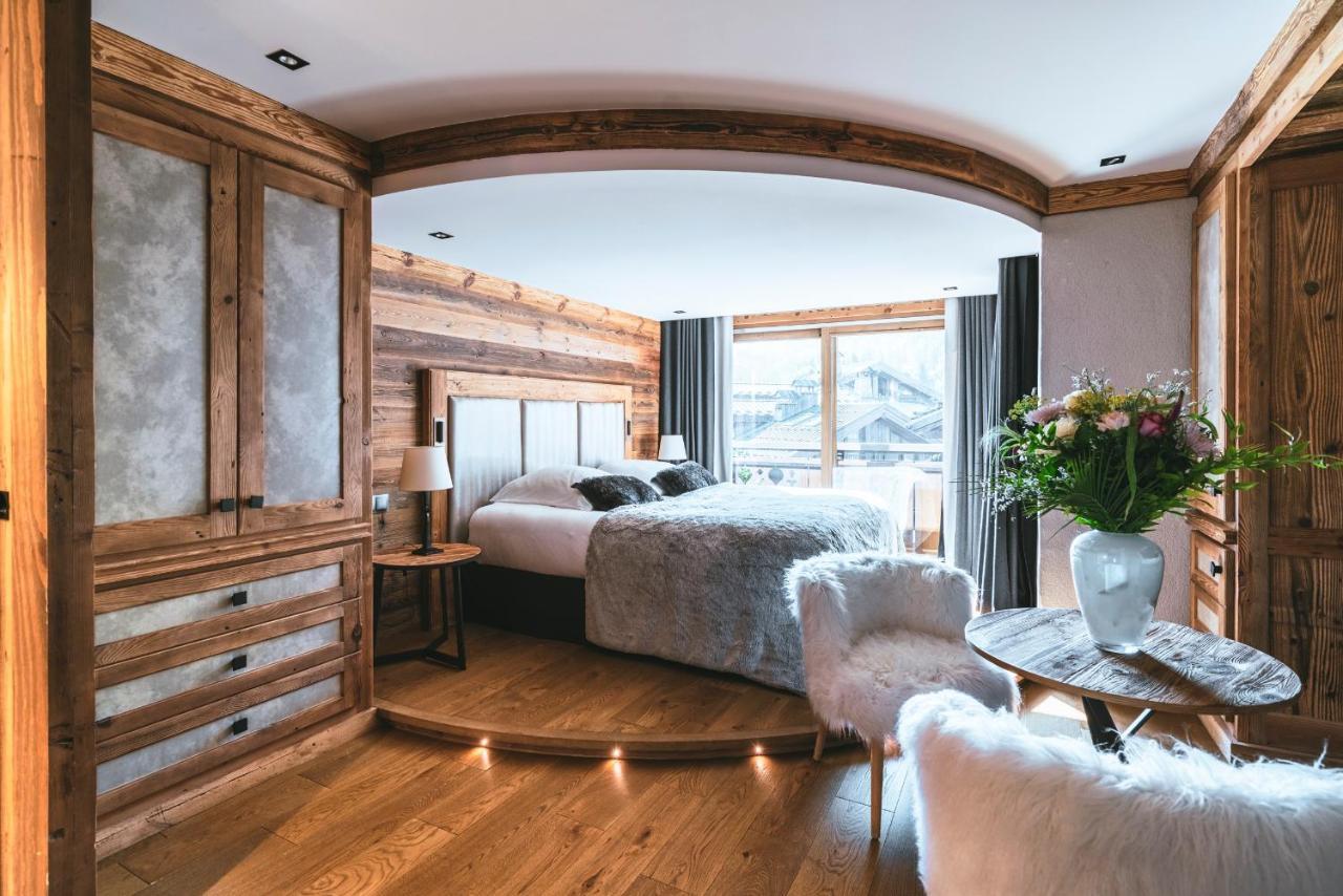 Les Peupliers Hotell Courchevel Exteriör bild